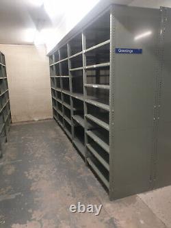 Metal heavy duty warehouse shelving system