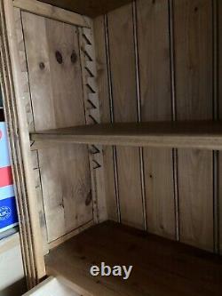 Solid wood Bookcase / shelving unit and doored storage