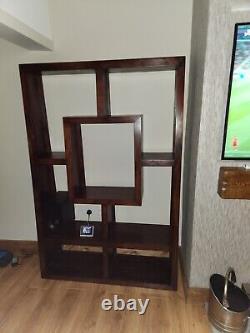 Ex-affichage. Design Géométrique En Bois De Mangue Foncé 7 Étagère Bibliothèque / Unité D'affichage