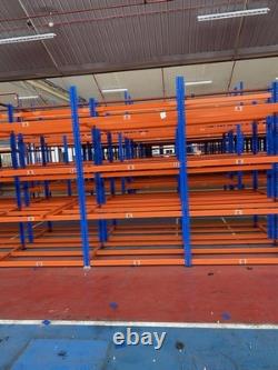 Rayonnage 2,4 m (H) × 1,5 m (L) × 0,9 m (P)