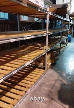 Rayonnage de stockage robuste 4 travées de 2,4 m de large chacune 4 étagères de 1,2 m de profondeur