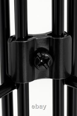 Unité d'affichage en maille de grille noire avec étagère robuste pour le retail